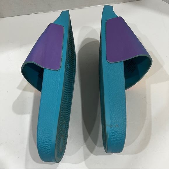 Lucky Brand Womens Size 8
Parker Pride Multicolored Ombre Slides Shoes Sandals - Picture 7 of 10